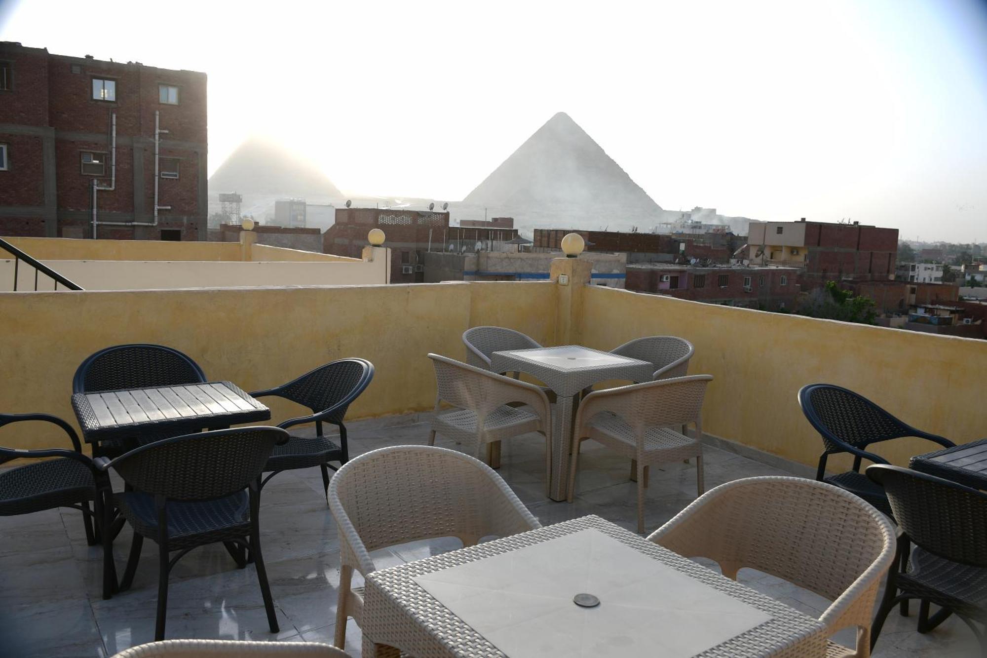 Grand Golden Pyramids View Hotel Kafret el-Gabal Kültér fotó